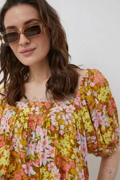 Γυναικεία Μπλούζες Μπλουζάκι Billabong χρώμα: κίτρινο -Billabong Εκπτώσεις unnamed file 326