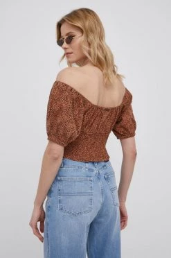 Γυναικεία Μπλούζες Βαμβακερή μπλούζα Billabong χρώμα: καφέ -Billabong Εκπτώσεις unnamed file 672